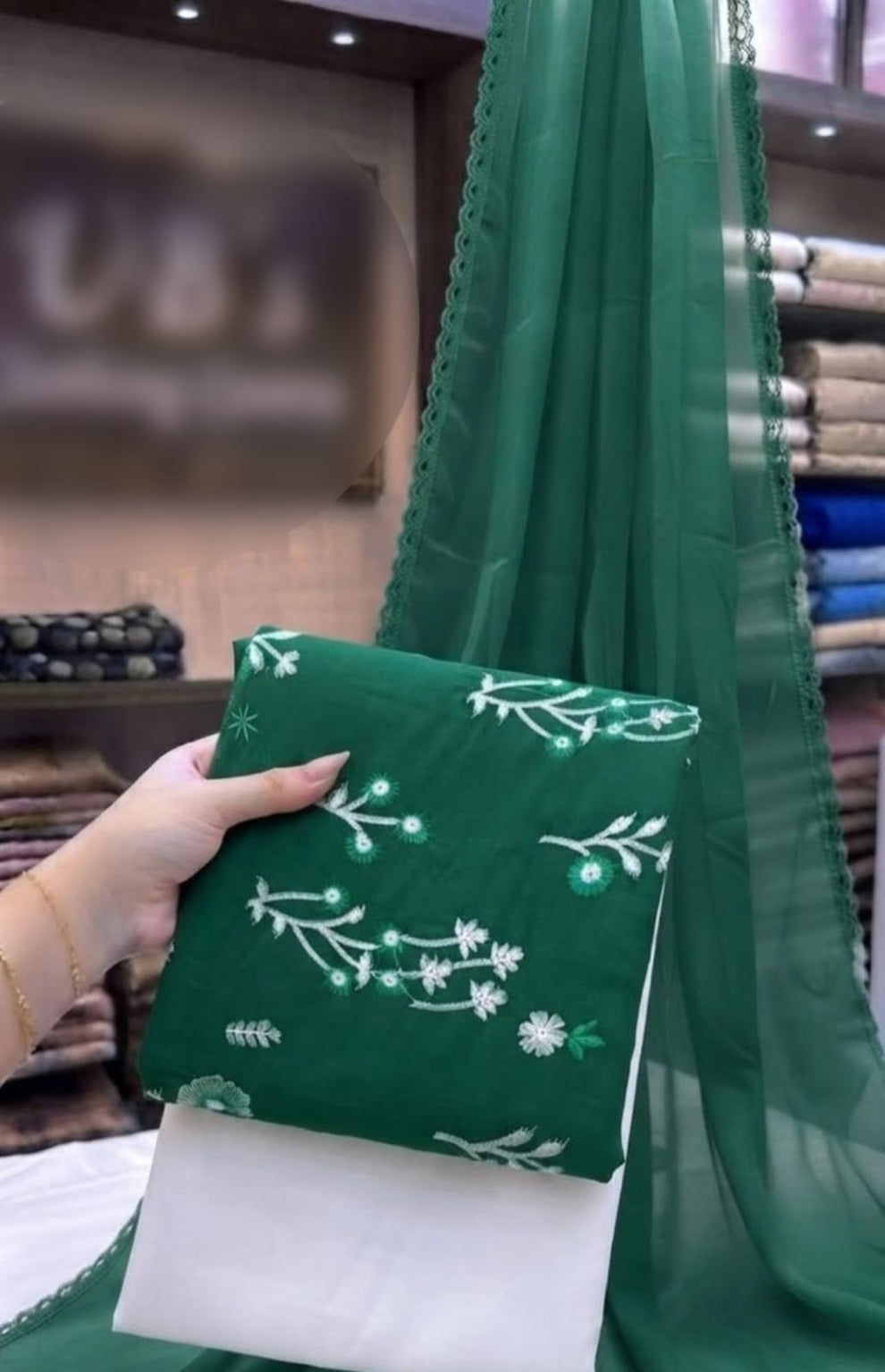 Embroidered Lawn 3Pc