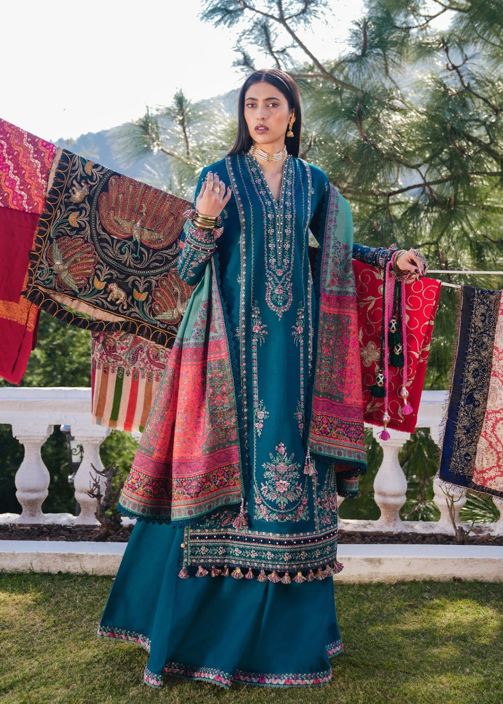 Emb Dhanak 3Pc Suit
